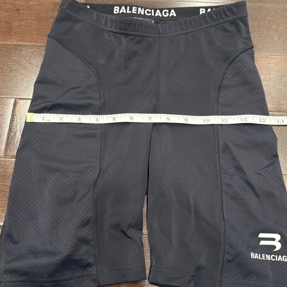 Balenciaga Activewear bike shorts - Picture 9 of 10